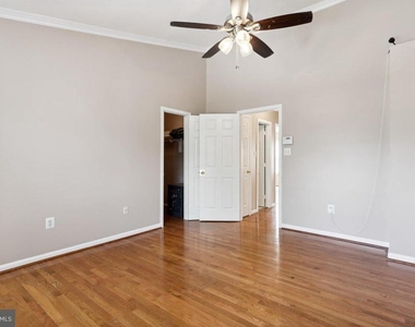 10763 Esprit Place - Photo Thumbnail 14