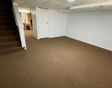2167 Graythorn Road - Photo Thumbnail 10