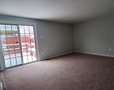 16 Craftsman Court - Photo Thumbnail 8