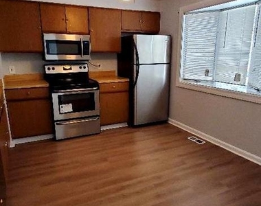 16 Craftsman Court - Photo Thumbnail 4