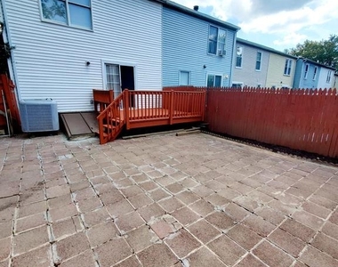 16 Craftsman Court - Photo Thumbnail 35