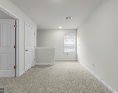 459 Currant Circle - Photo Thumbnail 12