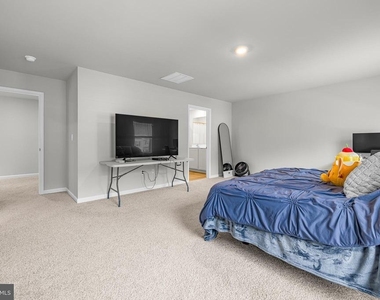 459 Currant Circle - Photo Thumbnail 15