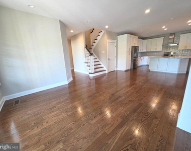 94 Wolf Creek Circle - Photo Thumbnail 7