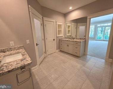 94 Wolf Creek Circle - Photo Thumbnail 27
