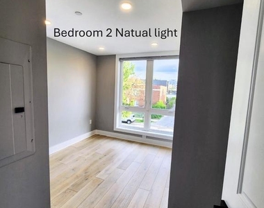 1915 H Street Ne - Photo Thumbnail 5