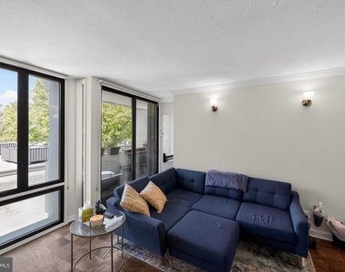 429 N Street Sw - Photo Thumbnail 5