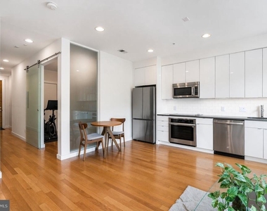 435 R Street Nw - Photo Thumbnail 2