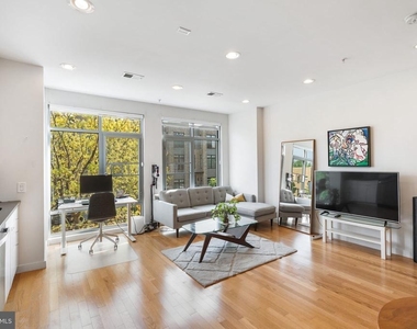 435 R Street Nw - Photo Thumbnail 4