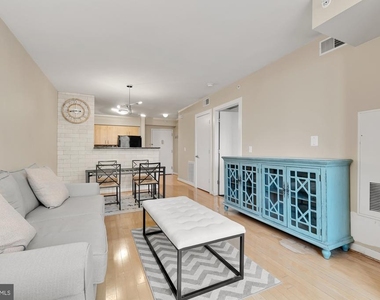 1000 New Jersey Avenue Se - Photo Thumbnail 6