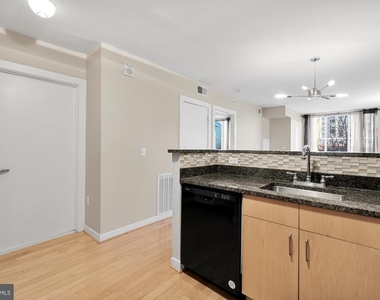 1000 New Jersey Avenue Se - Photo Thumbnail 13
