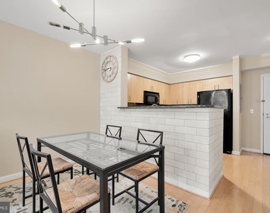 1000 New Jersey Avenue Se - Photo Thumbnail 9