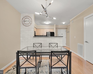 1000 New Jersey Avenue Se - Photo Thumbnail 10