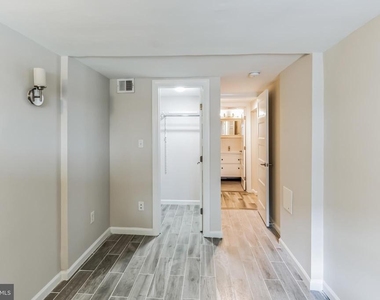 1213 Staples Street Ne - Photo Thumbnail 8