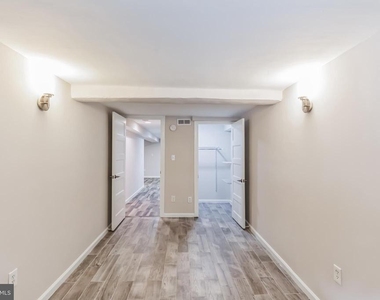 1213 Staples Street Ne - Photo Thumbnail 11
