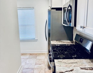 210 Saponi Ln - Photo Thumbnail 9