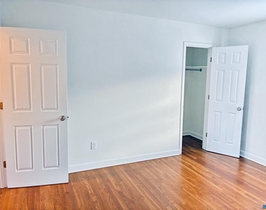 210 Saponi Ln - Photo Thumbnail 4