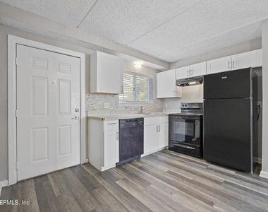 2943 Spring Park Road - Photo Thumbnail 5