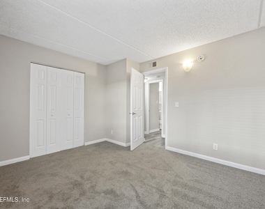 2943 Spring Park Road - Photo Thumbnail 34
