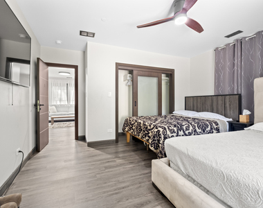 2307 Lake Street - Photo Thumbnail 20