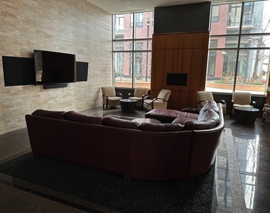 420 E Waterside Drive - Photo Thumbnail 9
