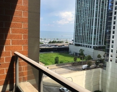 420 E Waterside Drive - Photo Thumbnail 8