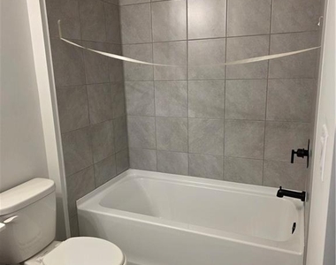 378 Sunset Hollow Street - Photo Thumbnail 18