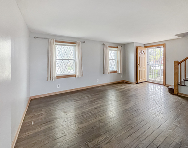 5156 W 63rd Place - Photo Thumbnail 8