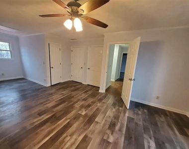 7591 S Chestatee Street - Photo Thumbnail 13