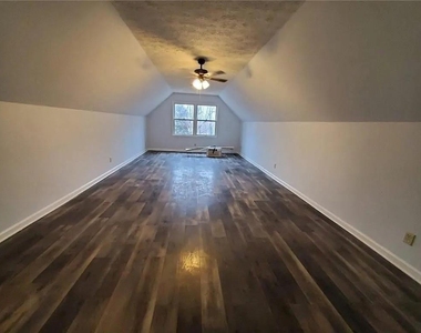 7591 S Chestatee Street - Photo Thumbnail 10