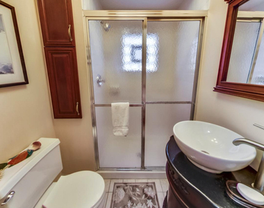 804 S Grove Avenue - Photo Thumbnail 7