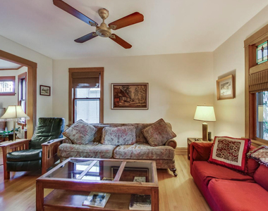 804 S Grove Avenue - Photo Thumbnail 3