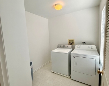 4354 Shooting Star Drive - Photo Thumbnail 11