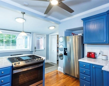 1426 Clermont Avenue - Photo Thumbnail 20