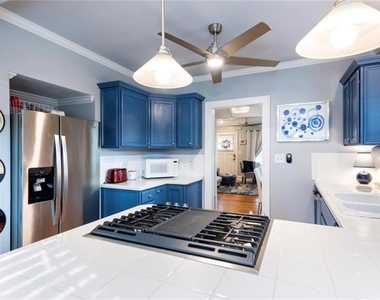1426 Clermont Avenue - Photo Thumbnail 21