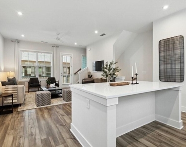 776 Metropolitan Parkway Sw - Photo Thumbnail 5