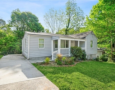 360 Betsy Avenue Sw - Photo Thumbnail 2