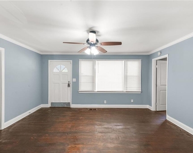 360 Betsy Avenue Sw - Photo Thumbnail 6