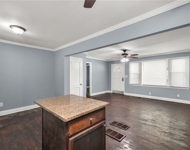 360 Betsy Avenue Sw - Photo Thumbnail 13