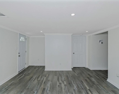 204 Mill - Photo Thumbnail 10