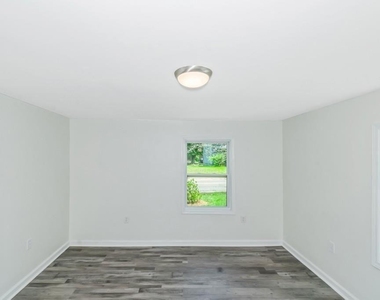204 Mill - Photo Thumbnail 36