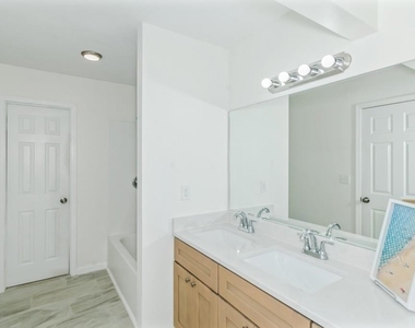204 Mill - Photo Thumbnail 27