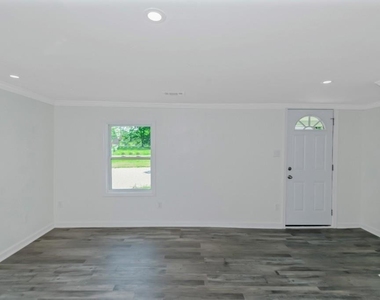 204 Mill - Photo Thumbnail 9