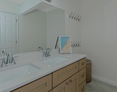 204 Mill - Photo Thumbnail 29