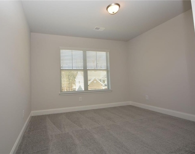 232 Hellen Valley Drive - Photo Thumbnail 35