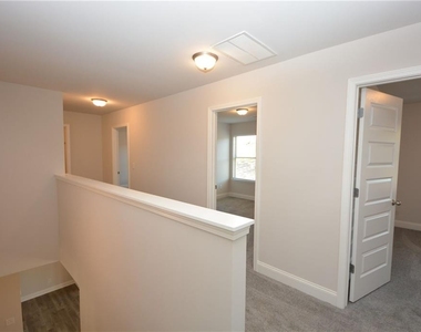 232 Hellen Valley Drive - Photo Thumbnail 17