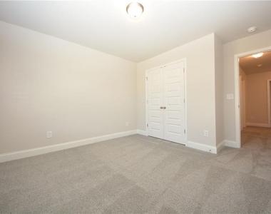 232 Hellen Valley Drive - Photo Thumbnail 37