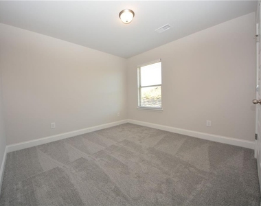 232 Hellen Valley Drive - Photo Thumbnail 30
