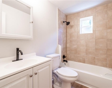 1135 Woodland Avenue Ne - Photo Thumbnail 18