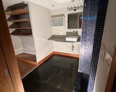 566 Rankin Street Ne - Photo Thumbnail 2